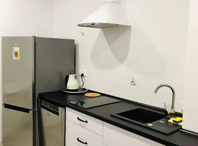 Lebska 24 民宿 莱鲍